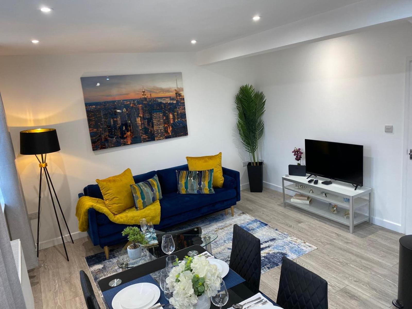 Stylish Apartment In Watford Watford  Exterior photo
